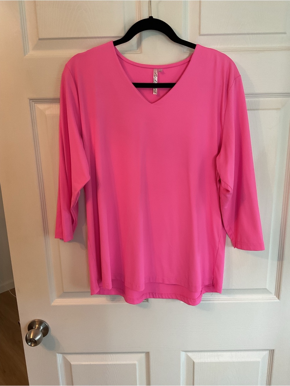 Lulu-B three-quarter sleeve length shirt